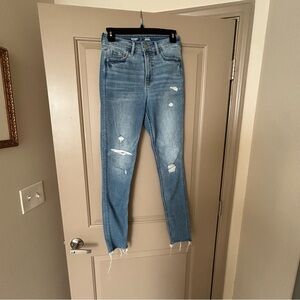 Old Navy EXTRA High Rise
ROCKSTAR
SUPER SKINNY